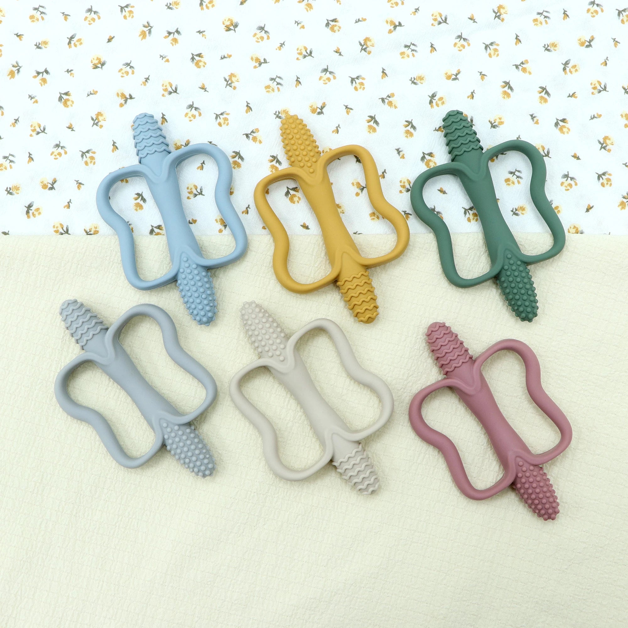 Baby teething toys with easy-grip handles, food-grade silicone teething toys, suitable for babies 0-6 months, 6-12 months